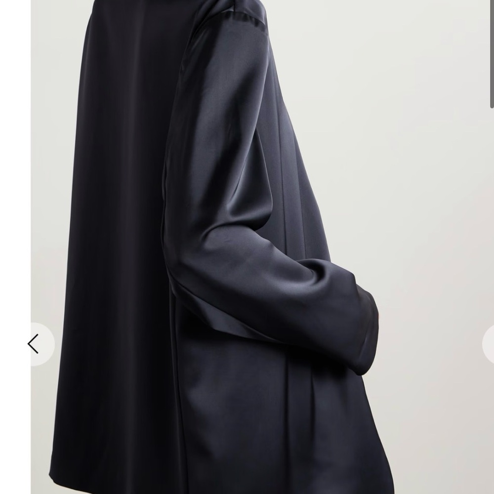 NWT Leset Barb Satin Blazer in Midnight Size Small - Picture 2 of 6